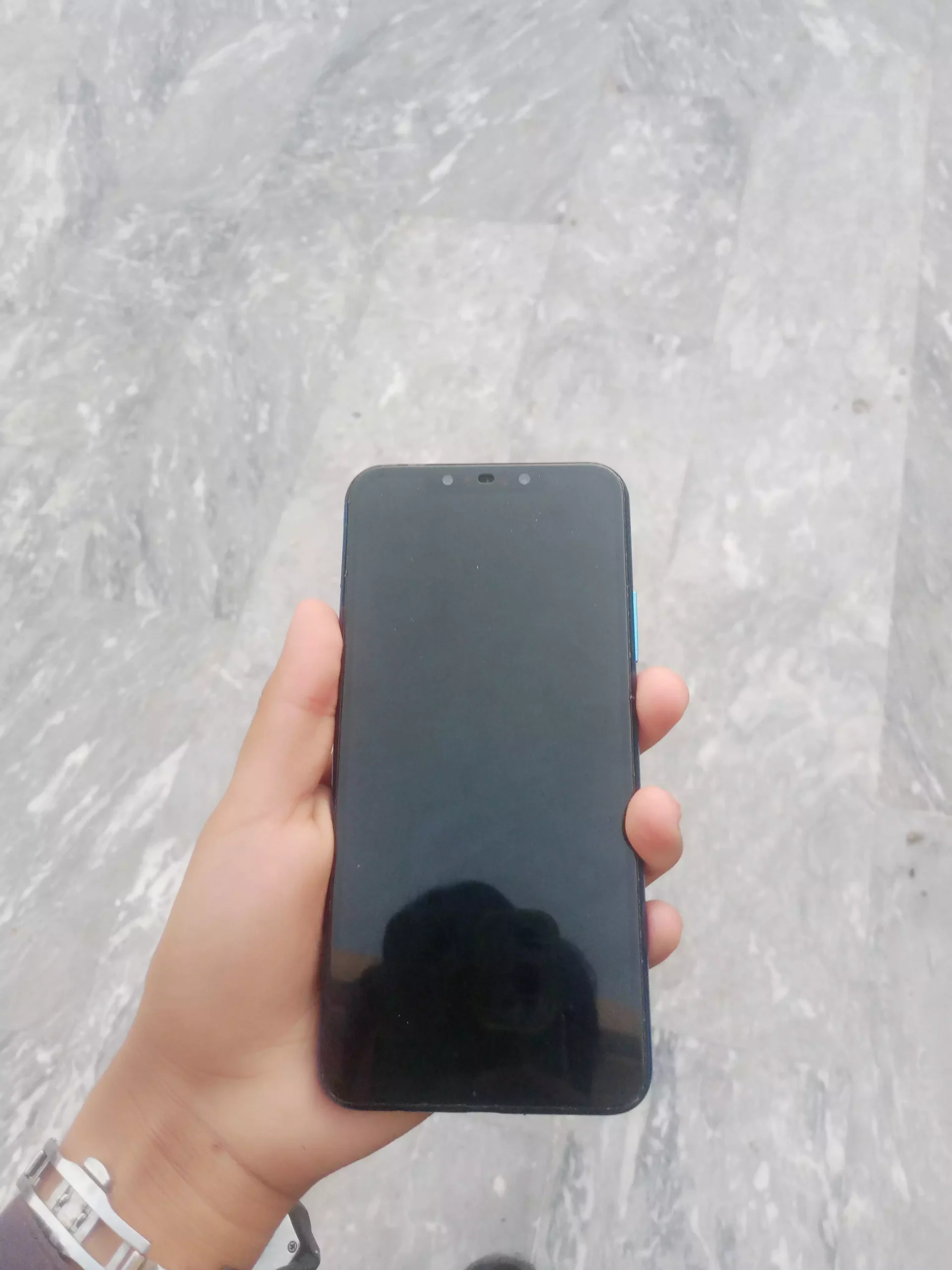 Huwai nova3i ram 4/128 back camera blour ha panel change ha baki all OK ha 10/10 condition