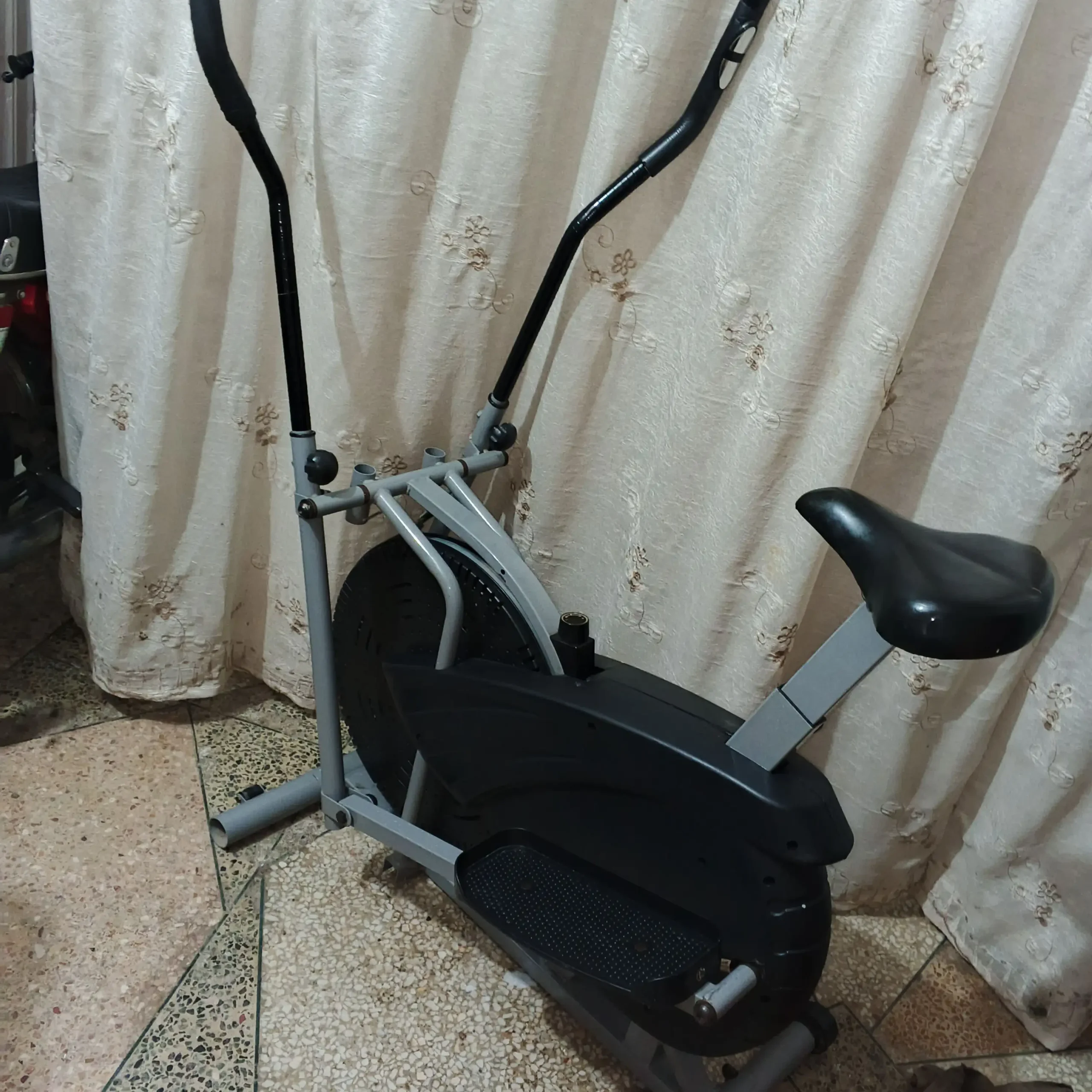 Cycle machine used butt good condition