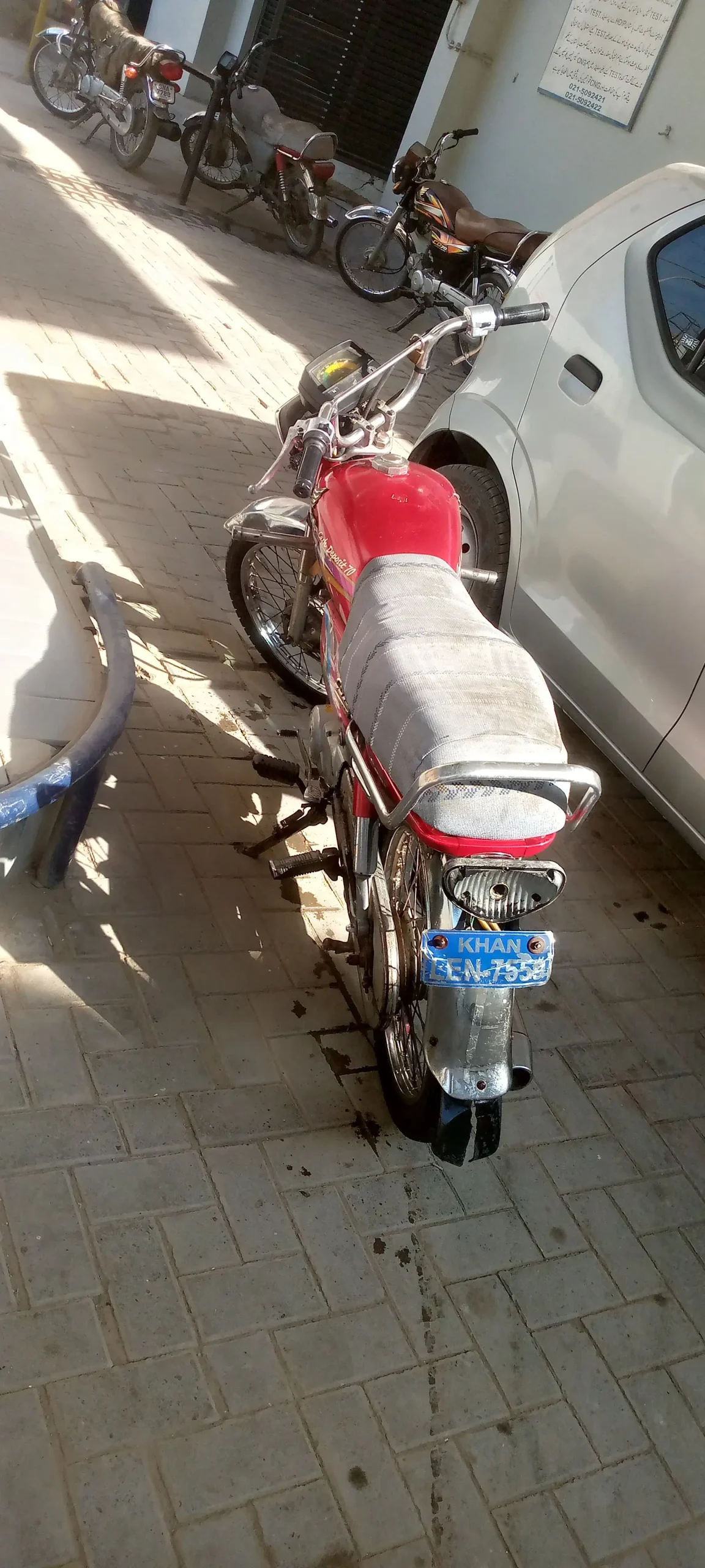 Honda CD 70 bike Red color