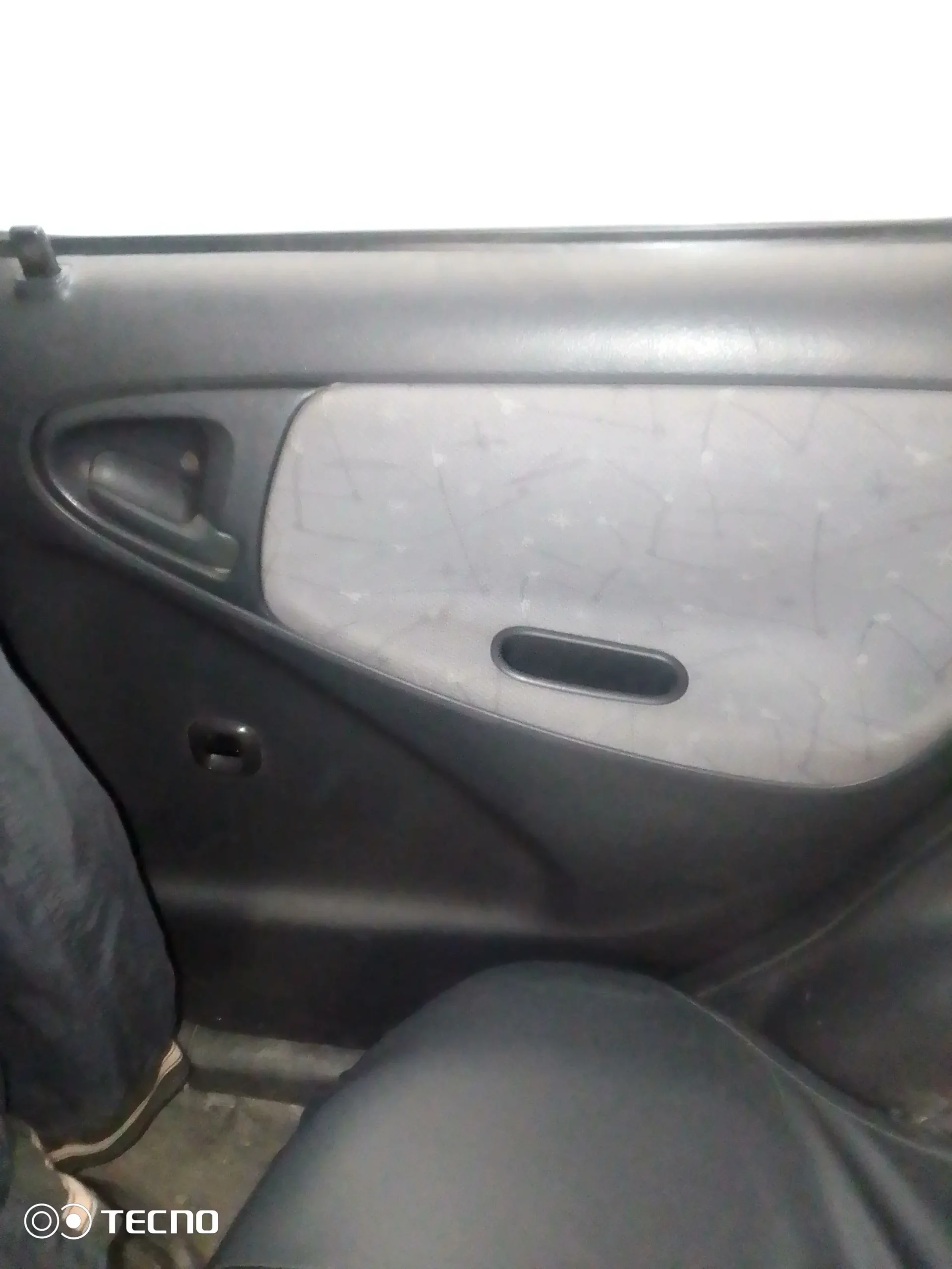 Toyota vitz 2000model