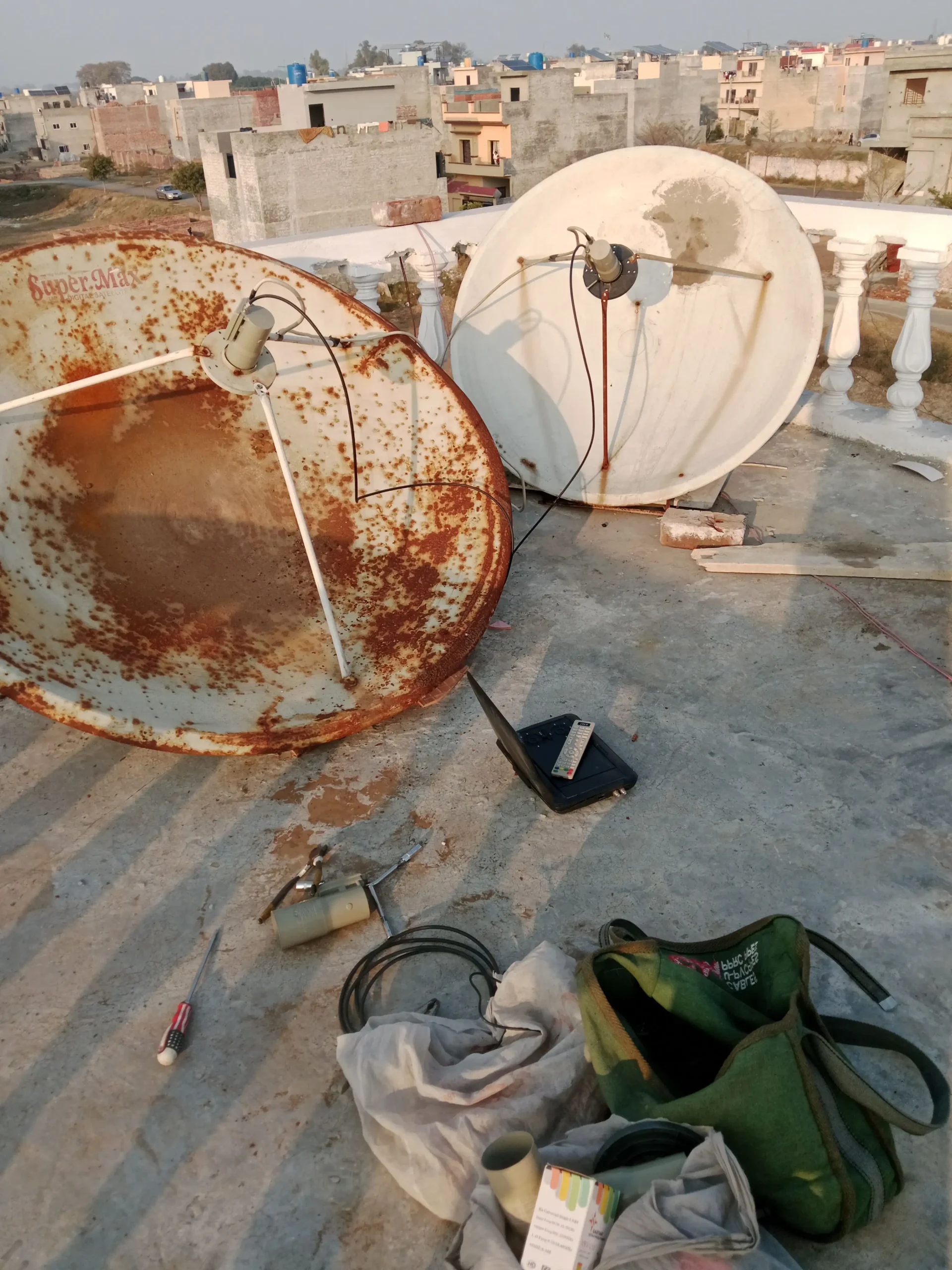 HD dish antenna sell service installation tv 0 03160494448