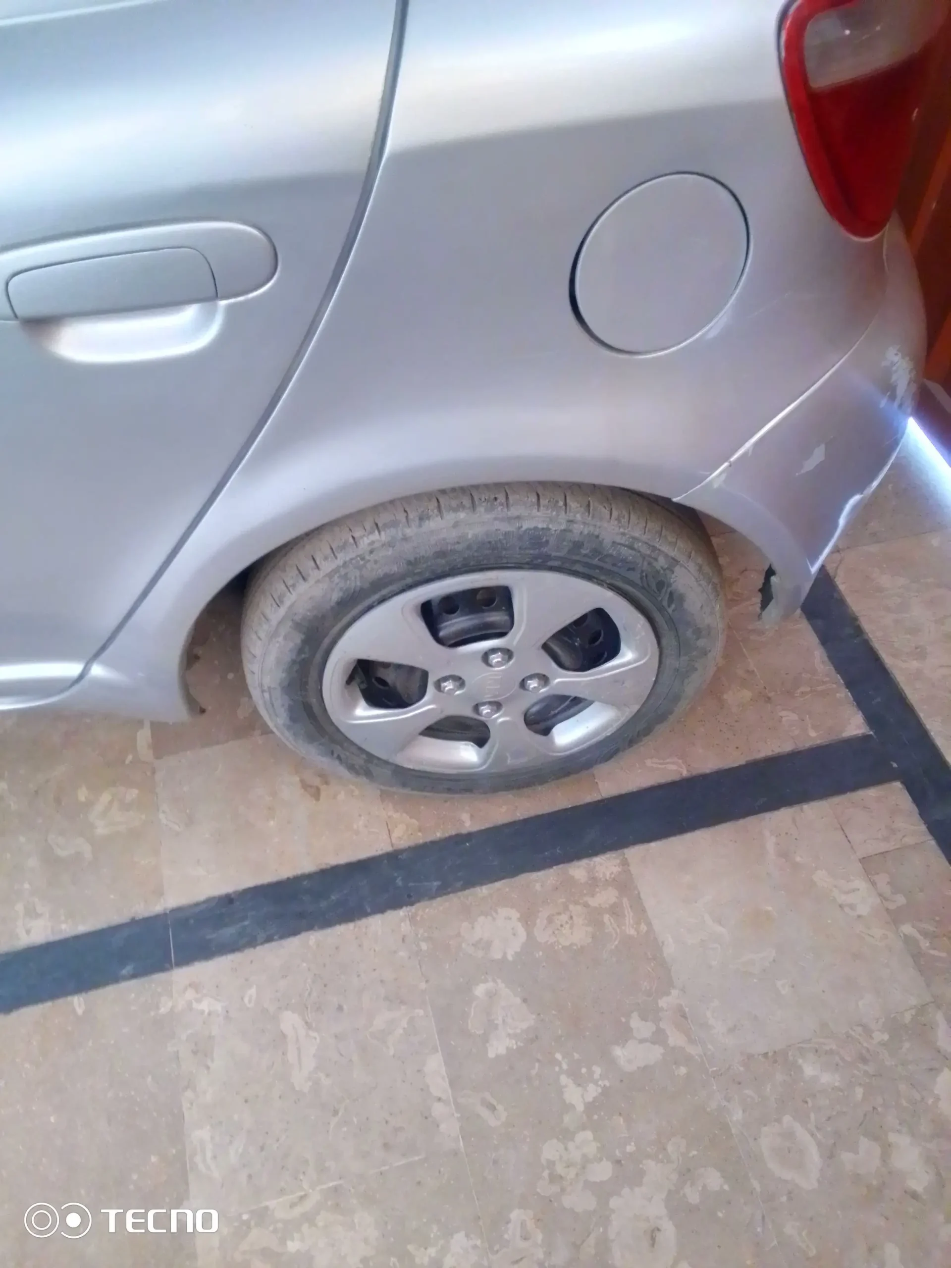 Toyota vitz 2000model