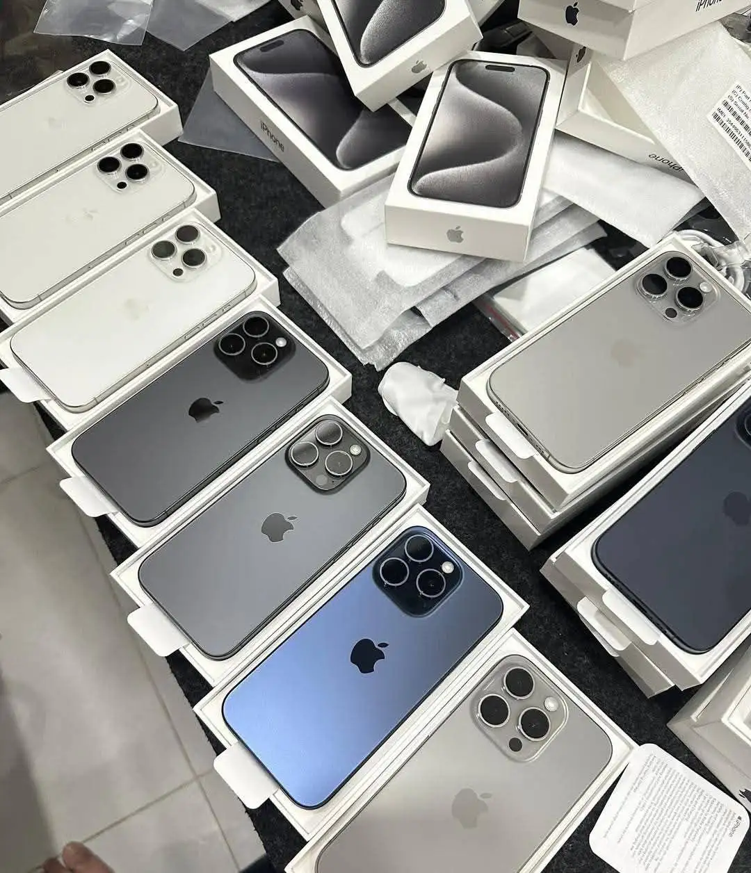 i Phone 8plus, 11,12,13,14,15 pro max on instalment Whatsap 3062623924