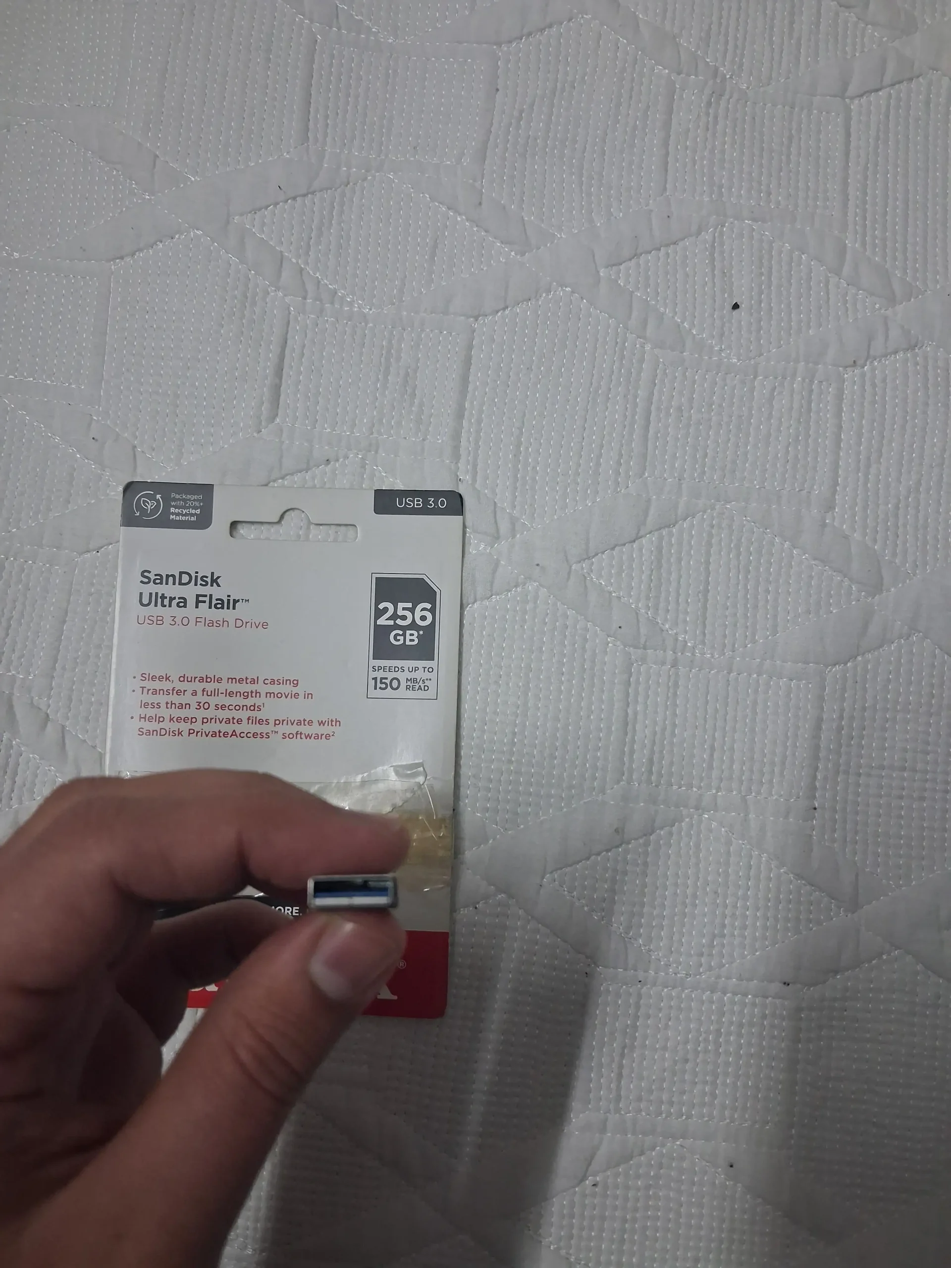 💾 Brand New SanDisk Ultra Flair USB 3.0 Flash Drive – 256GB