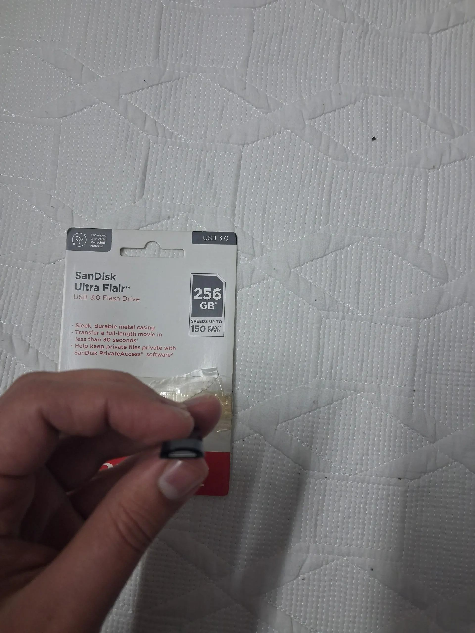 💾 Brand New SanDisk Ultra Flair USB 3.0 Flash Drive – 256GB