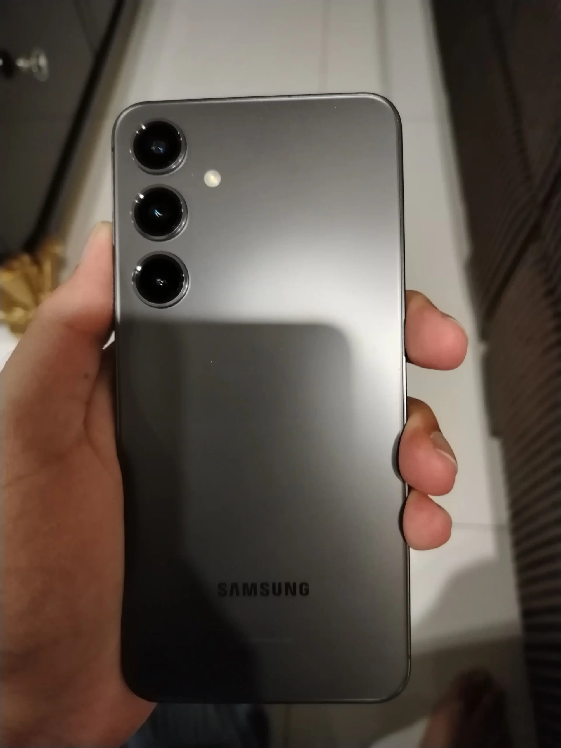 Samsung galaxy S24 plus