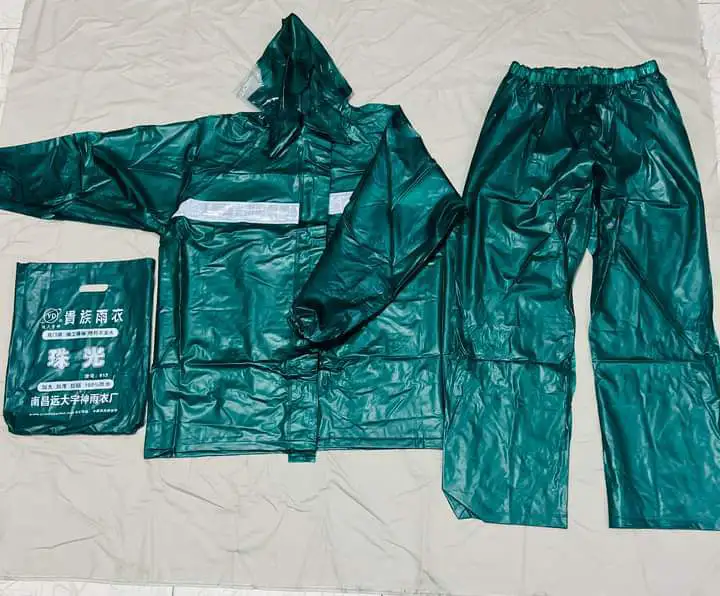 Rian coat and rain suit