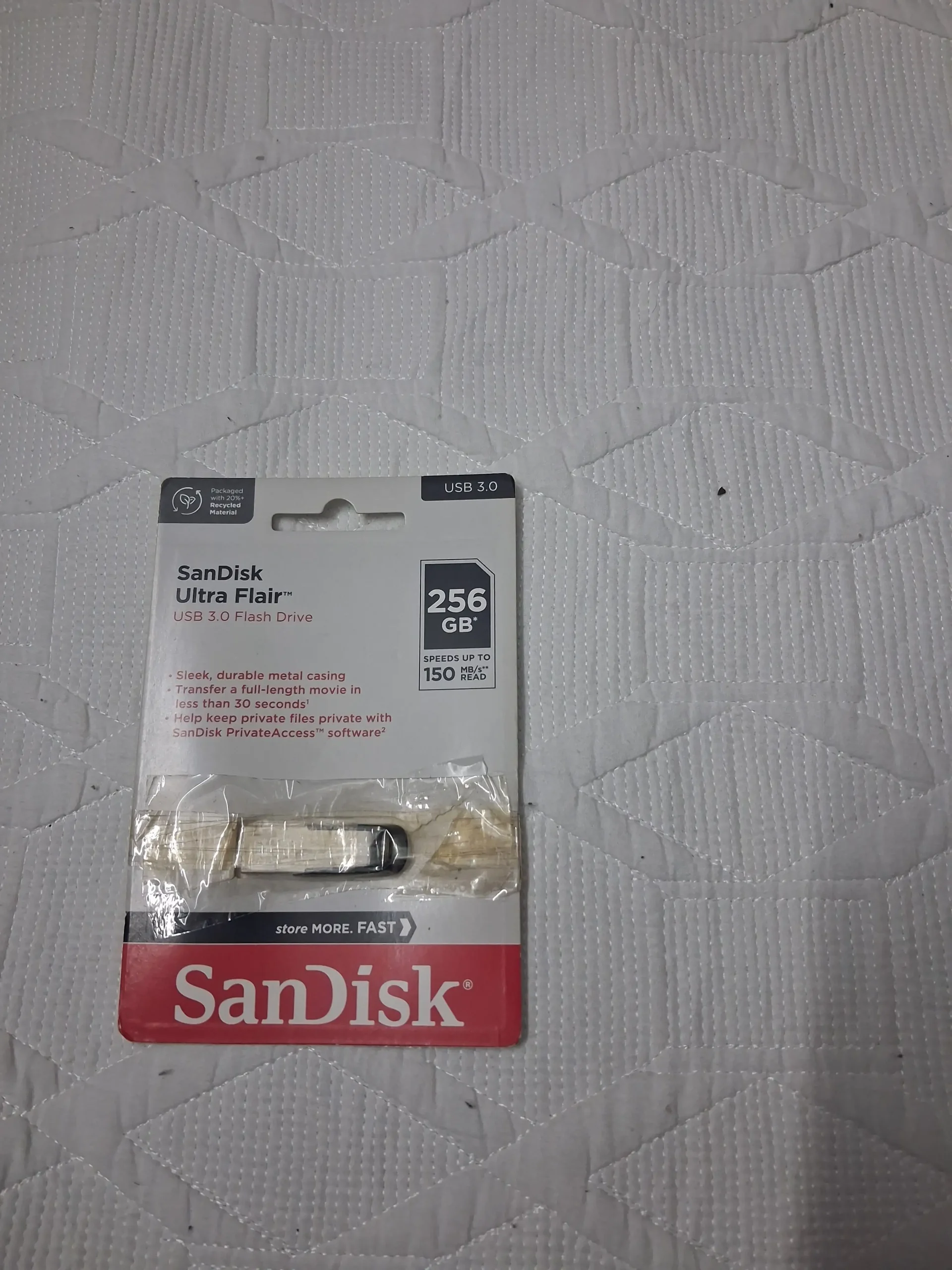 💾 Brand New SanDisk Ultra Flair USB 3.0 Flash Drive – 256GB