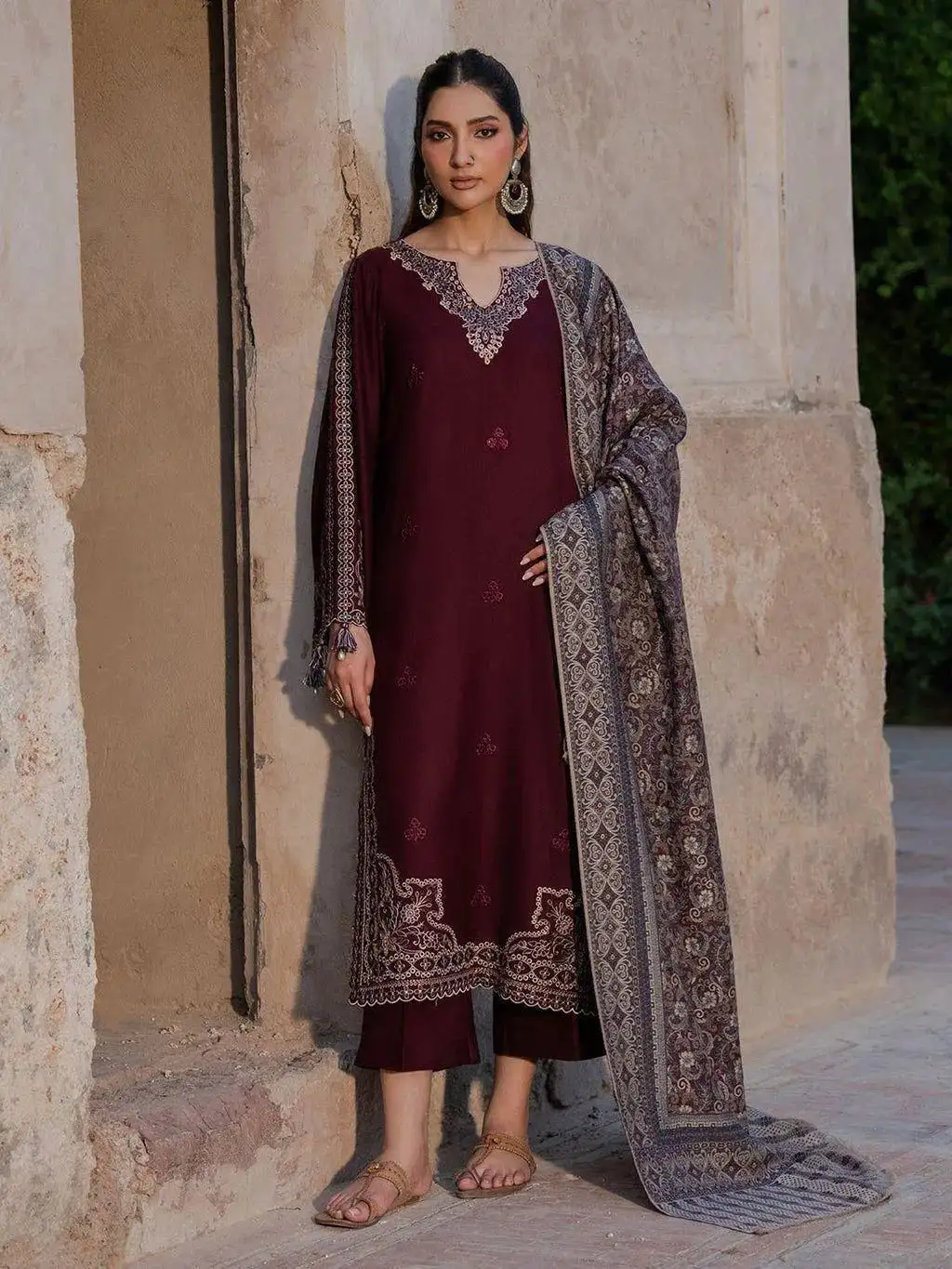 Maroon Embroidered 3pcs women Lawn suit