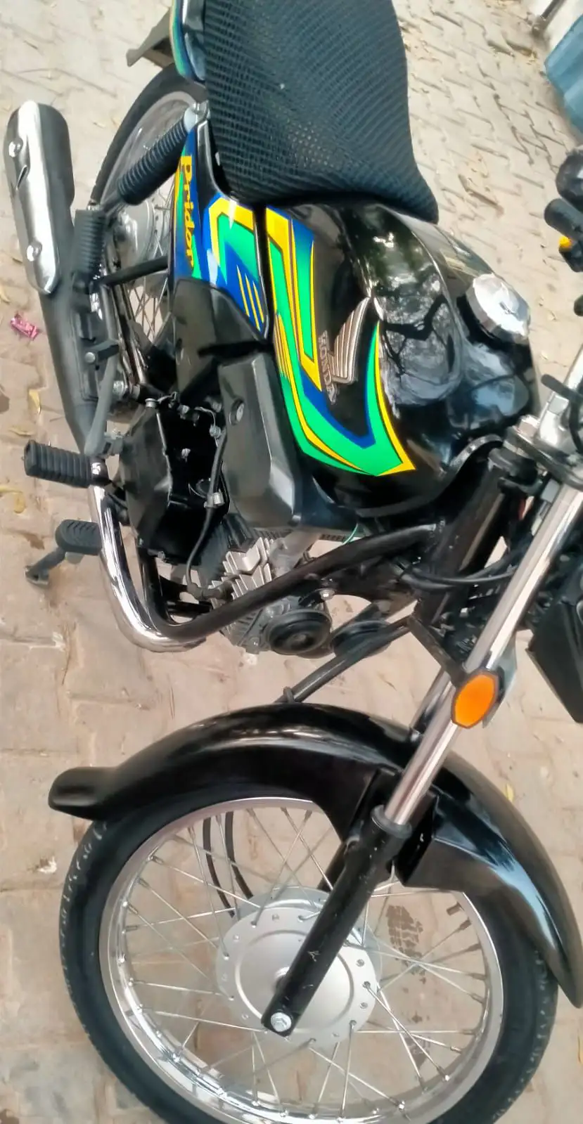 ہنڈا پرائیڈر فار سیل گڈ کنڈیشن لش گاڑی 23 ماڈل لوکیشن چیچہ وطنی//03183512108//03030974908