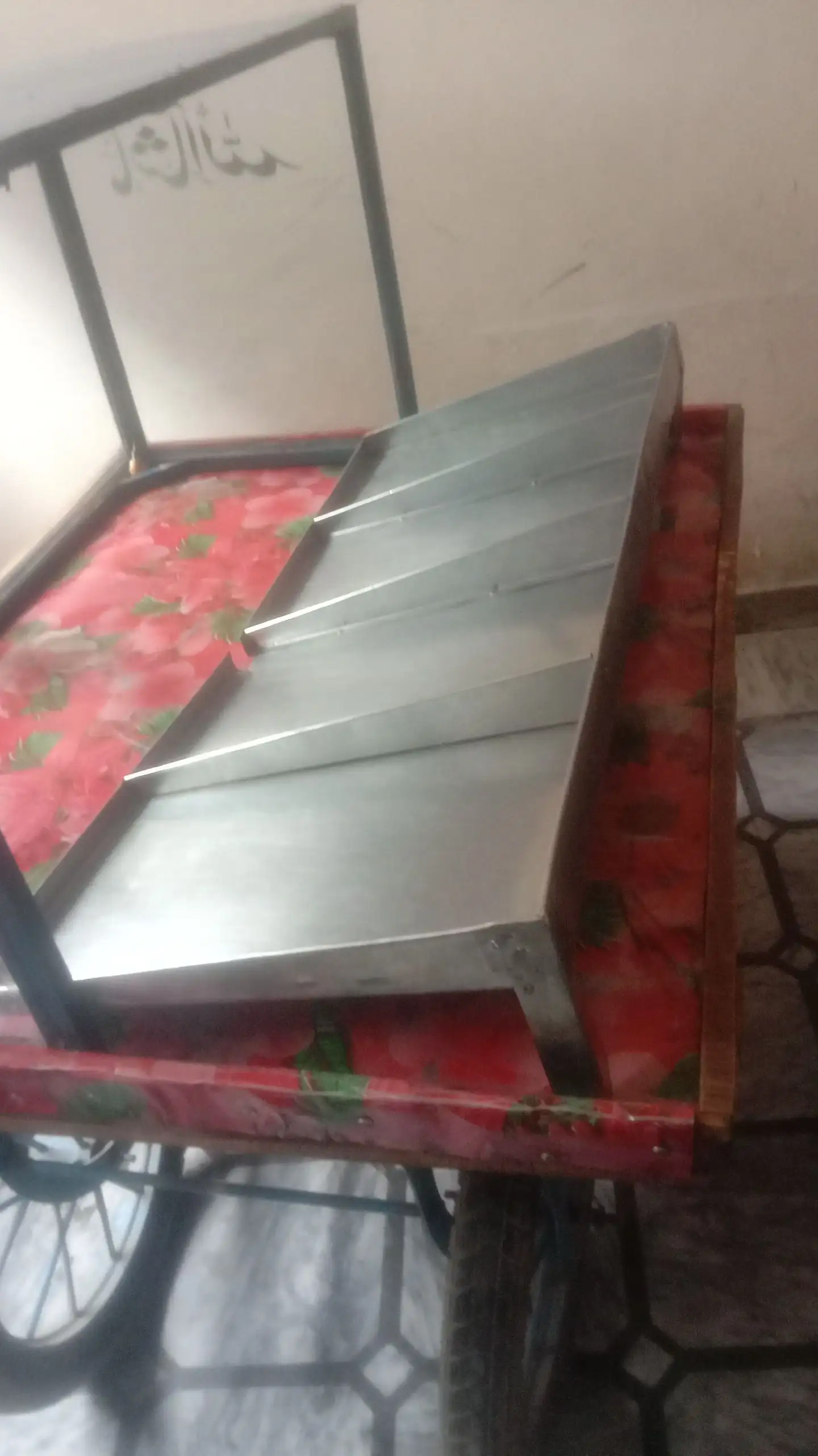 Fast food display setup