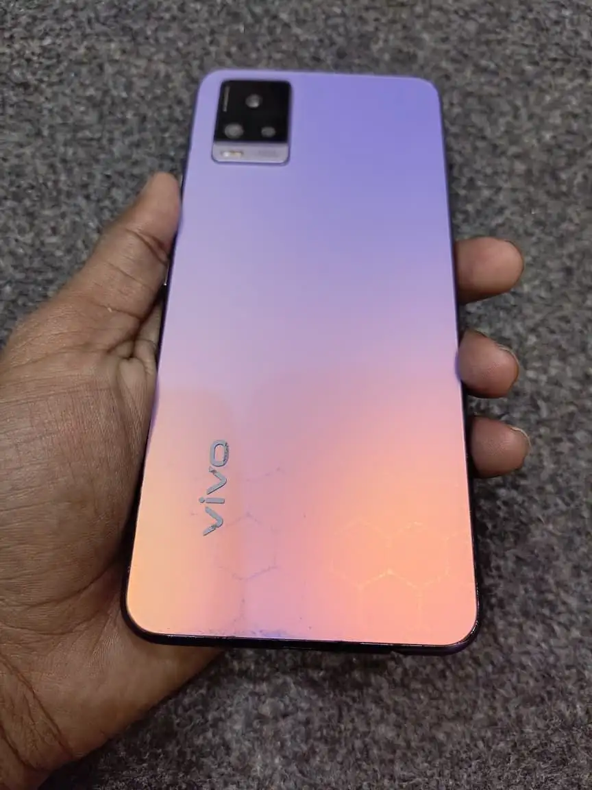 Vivo v20