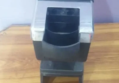 586469fc-9db0-41bd-a784-e70e853e4b8f-3