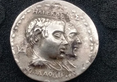 930f0cc3-0f14-4949-95cb-65cc314de144