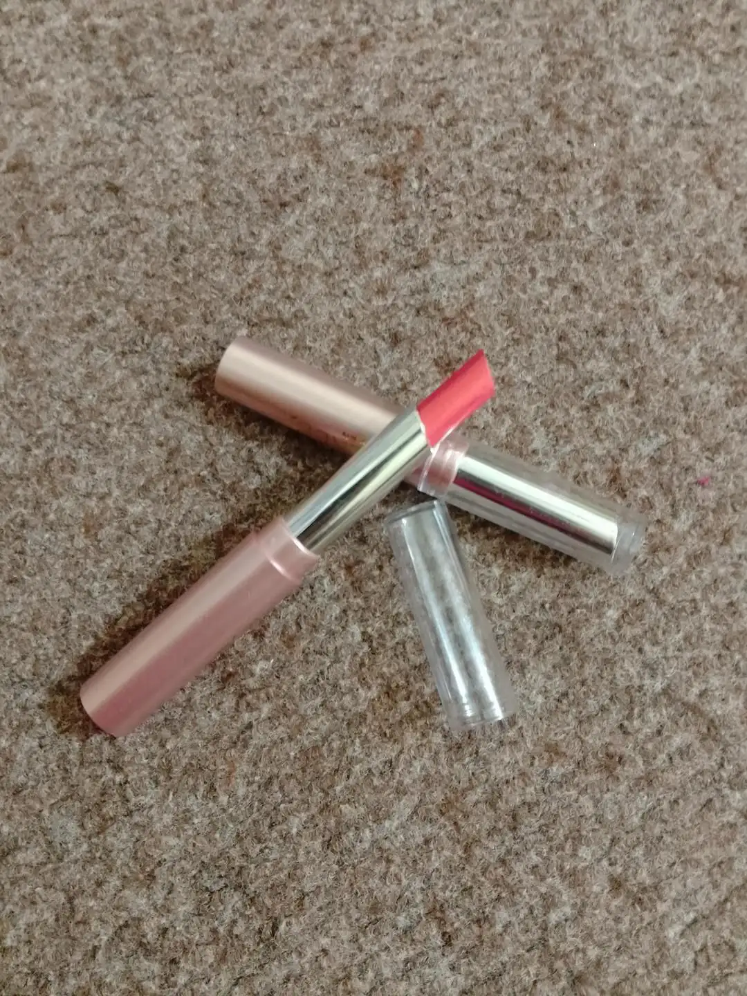 High pigment Lipstick set 2 pcs Red pink Shade.