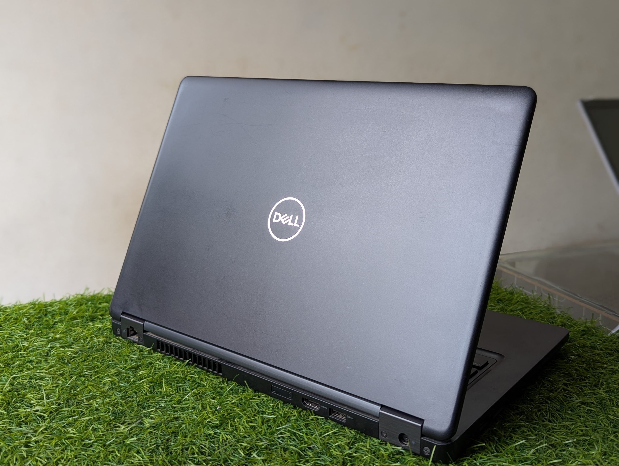 Dell Latitude 5490 Core i7 8th Gen | 8GB RAM | 256GB NVMe SSD | Backlit