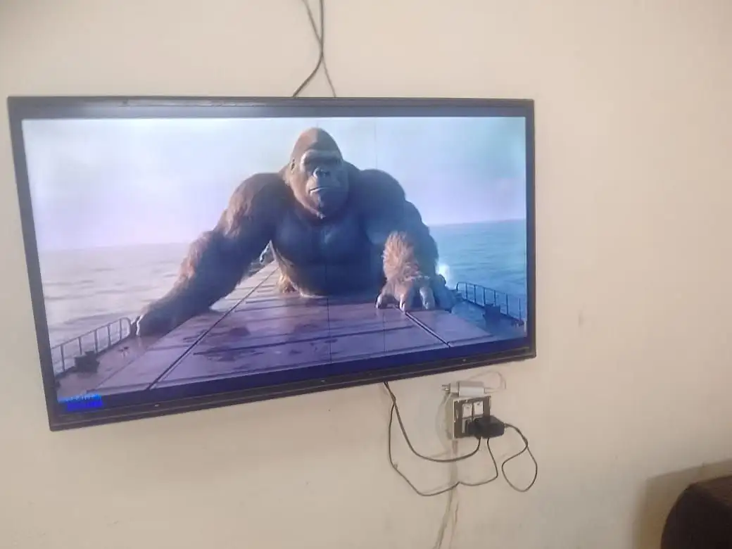 39 inch led