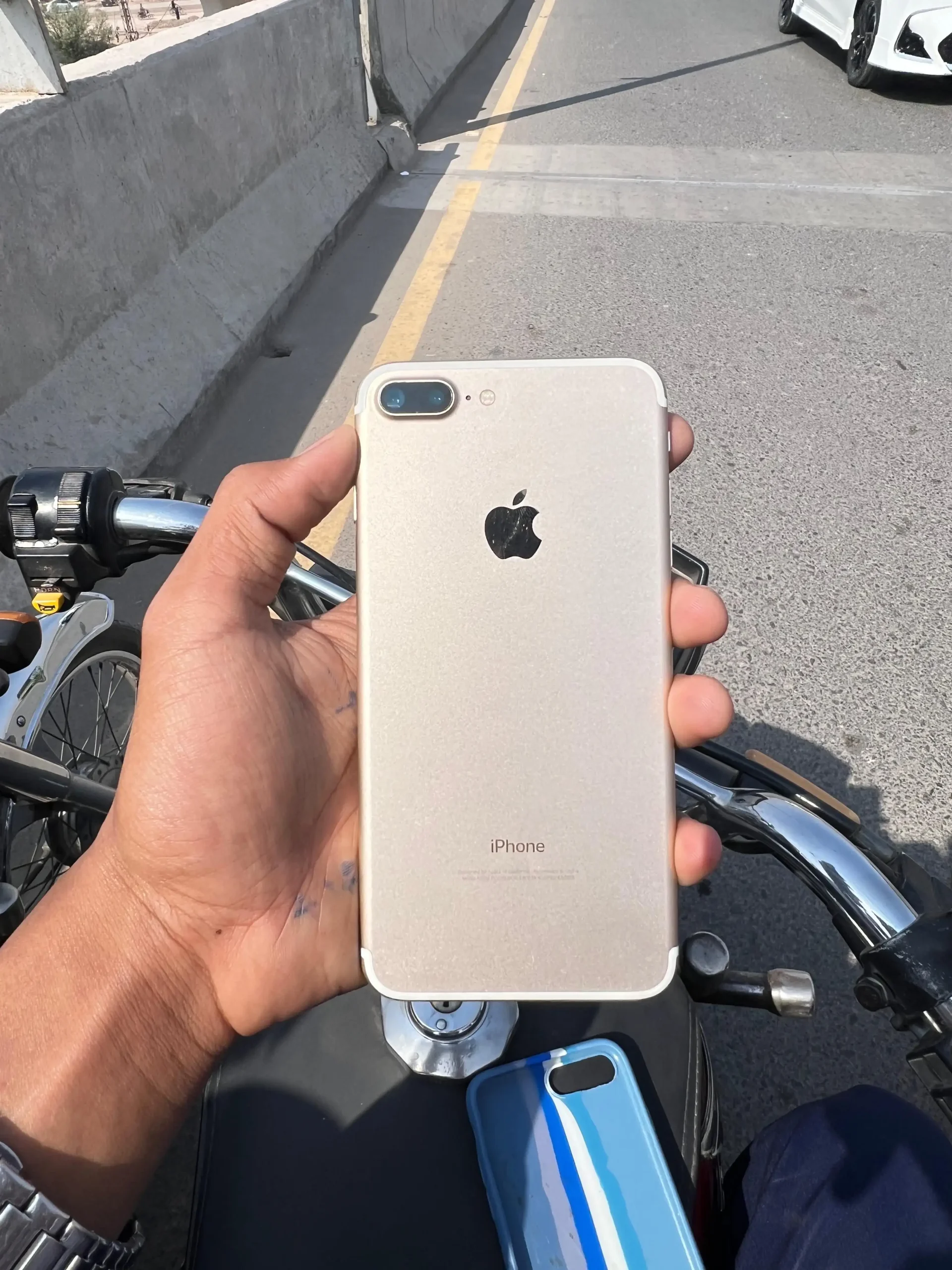 Iphone 7plus pta 128gb