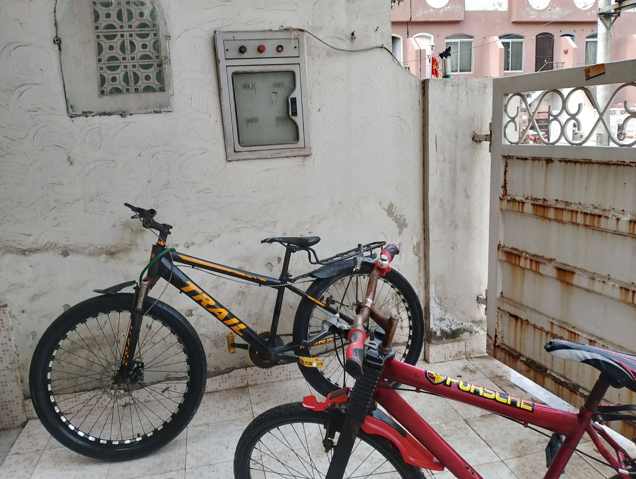 full size Bicycle in Good condition