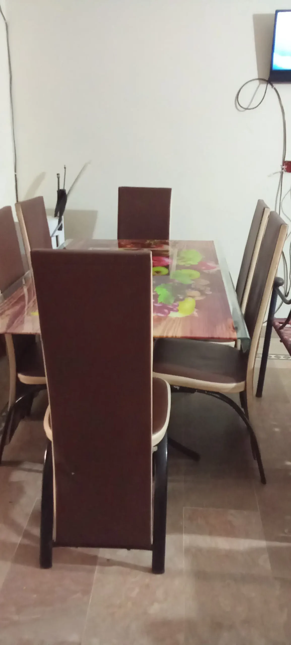 New n stylish 3d glass ki dining table 6seatr