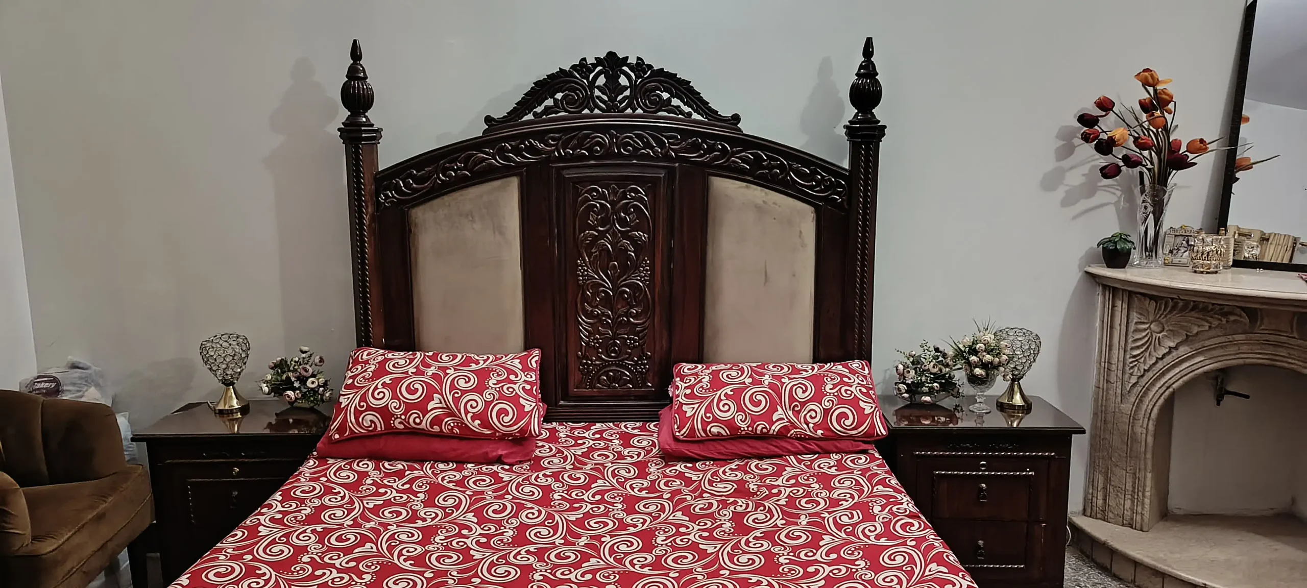 Solid wood bed with Ortho matrix