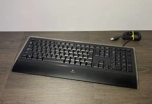 Logitech k740 original branded keyboard Backlight