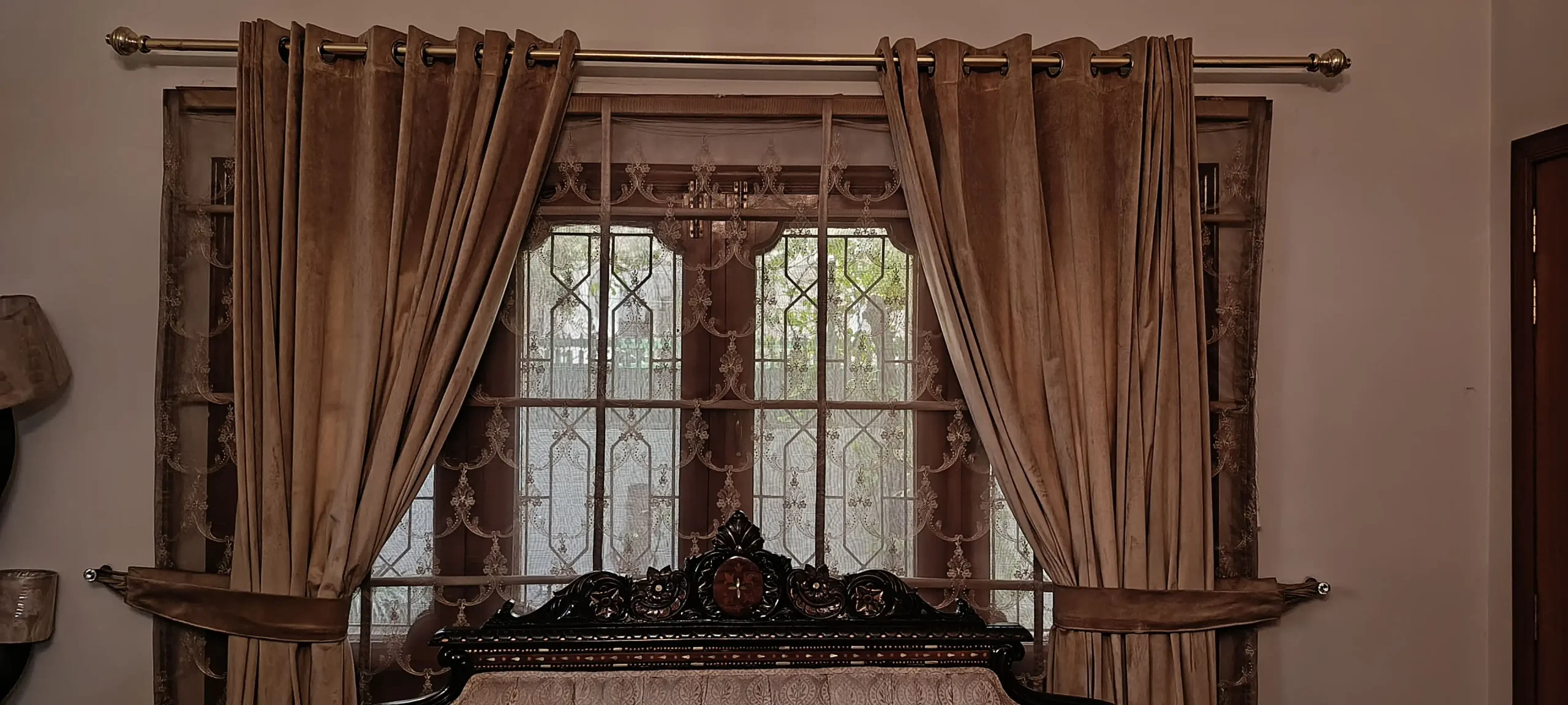 Brand new blind curtain full set