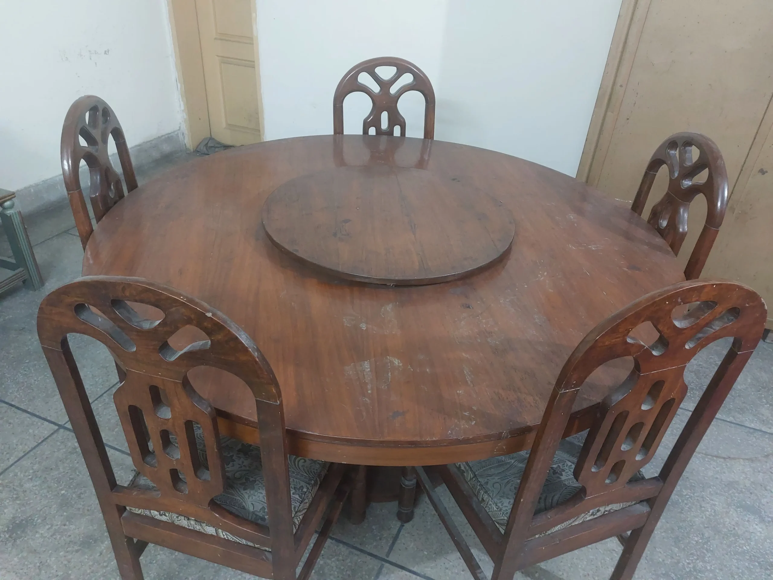 Dining tabal for sall