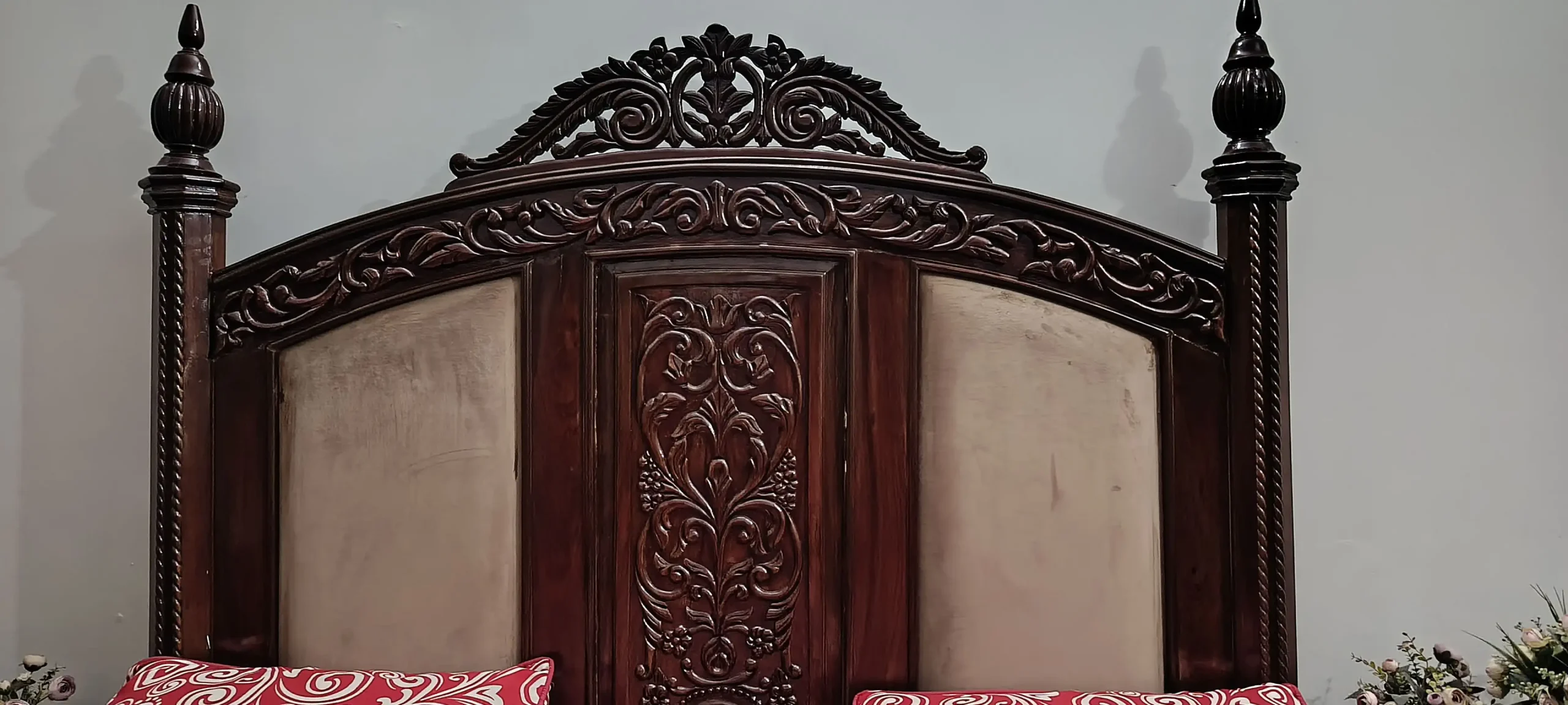 Solid wood bed with Ortho matrix