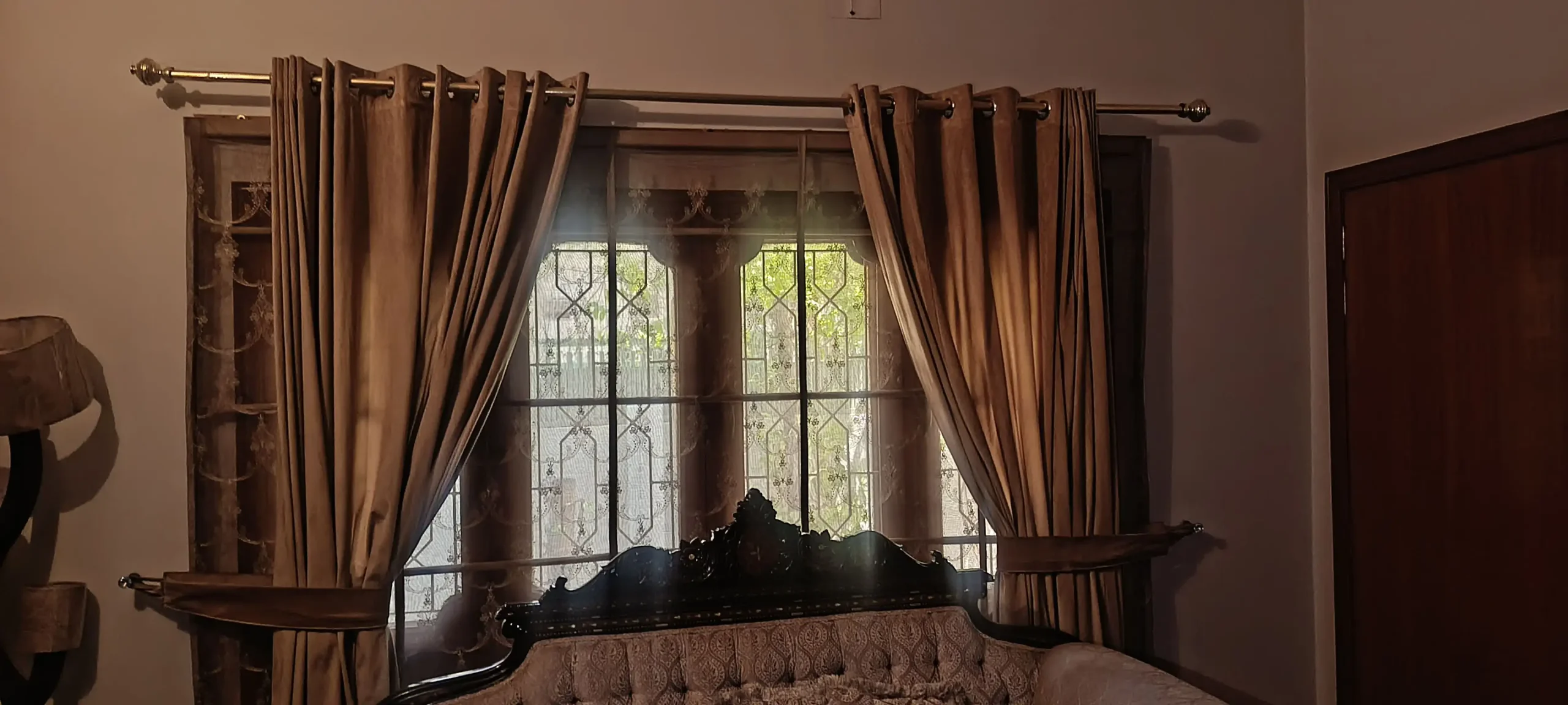 Brand new blind curtain full set