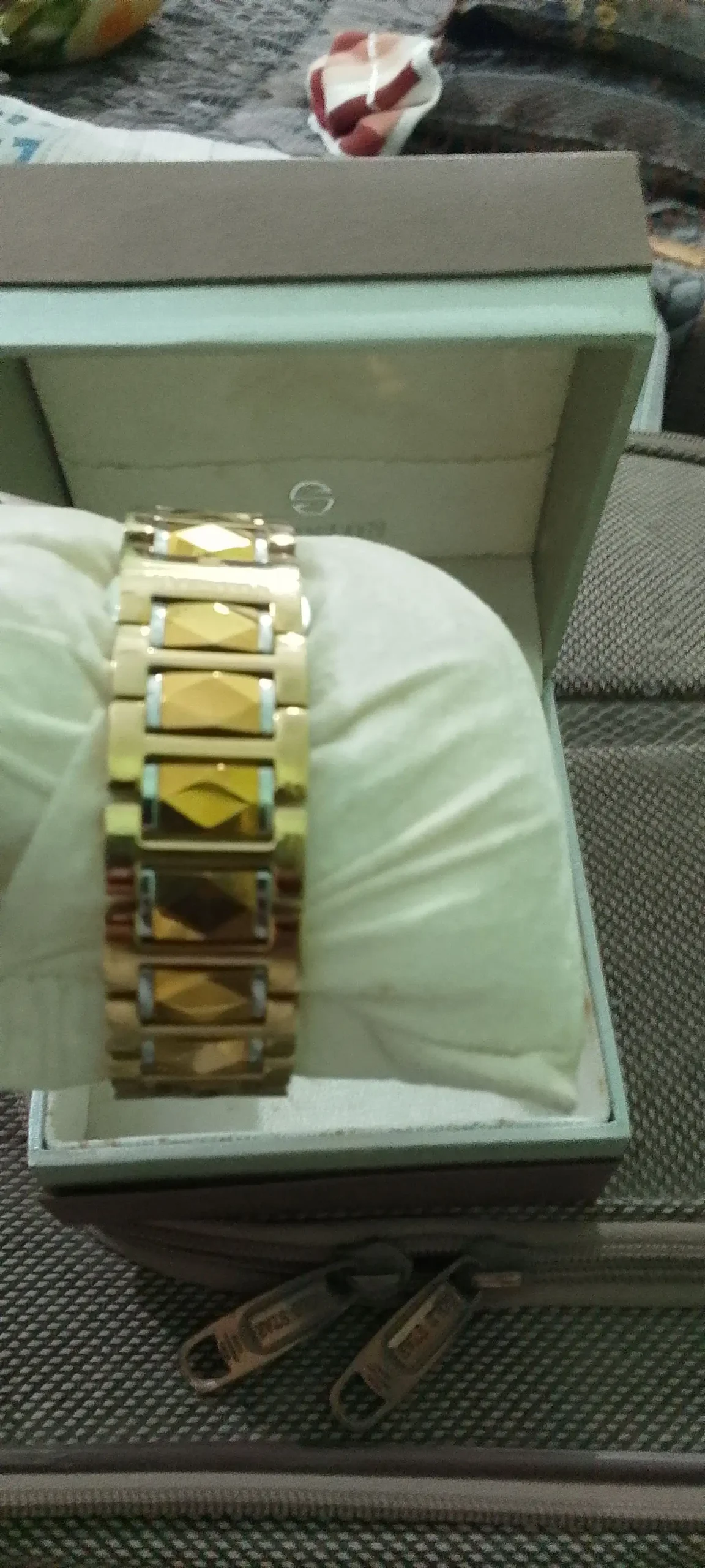 Man’s watch