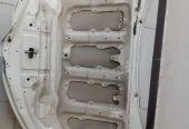 Car bonnet use