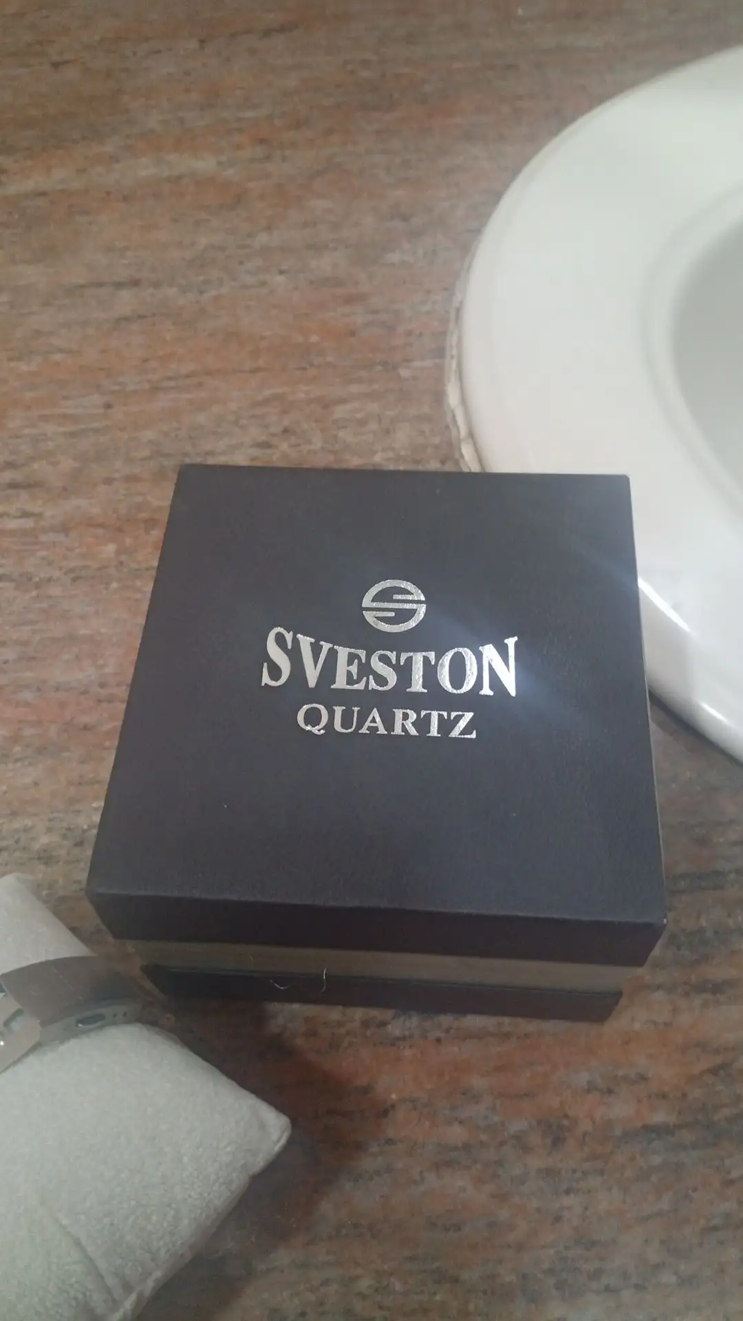 Sveston watch original
