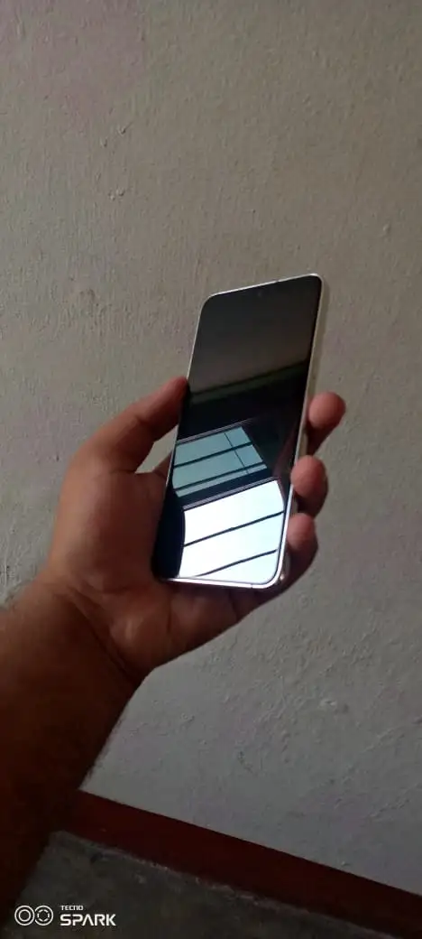 Samsung Galaxy S22 Plus 5G With Box