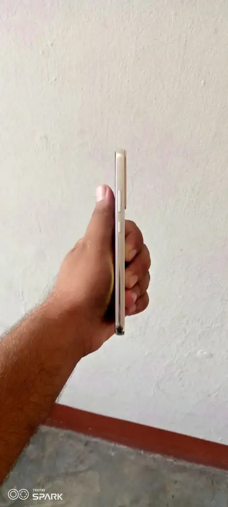 Samsung Galaxy S22 Plus 5G With Box