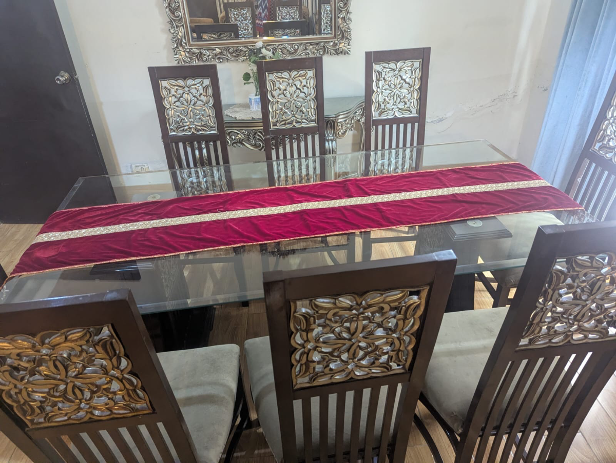 Pure sheesham chinoti wood 8 seater dining table