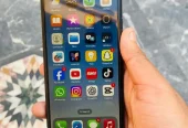 iPhone Xs frent protait nhi chlta baqi 10 by 10condation