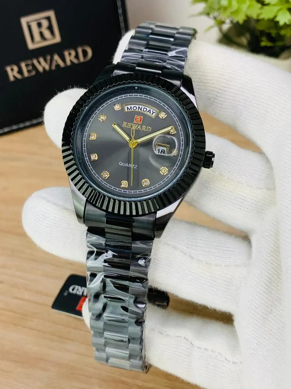 Reward Original Men’s Watch | Day Date Working | Stainless Steel Chain | Water Resistant |