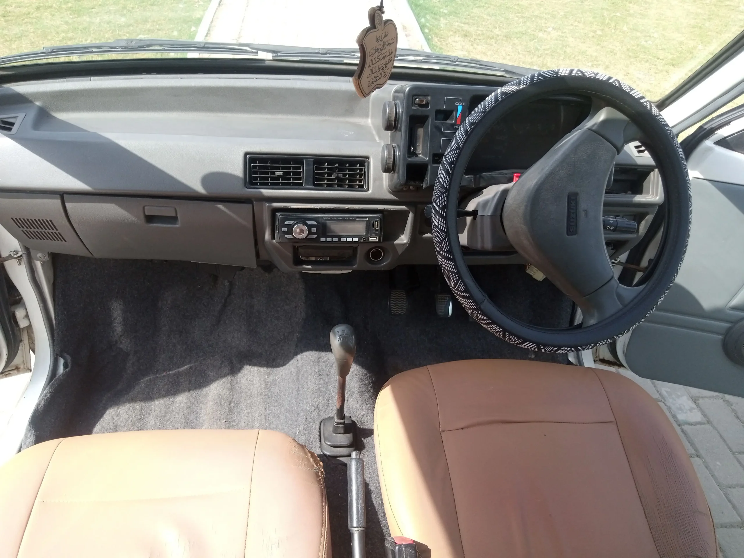 Suzuki Mehran vxr 2015