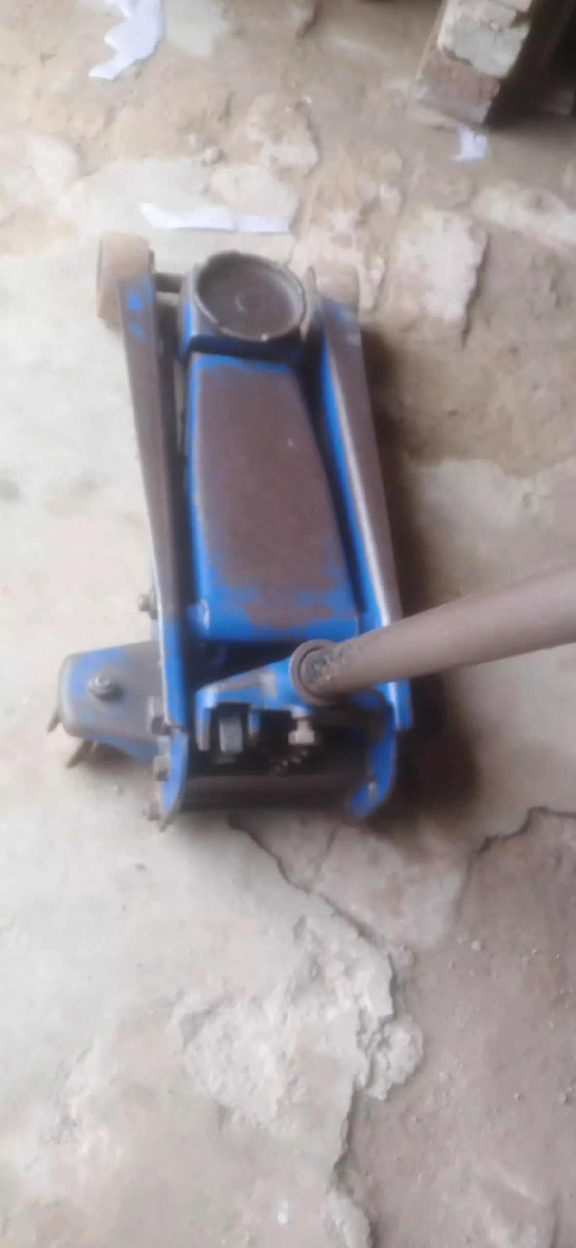 Rava giloli tire changer machine miter gheej heter taraly jack