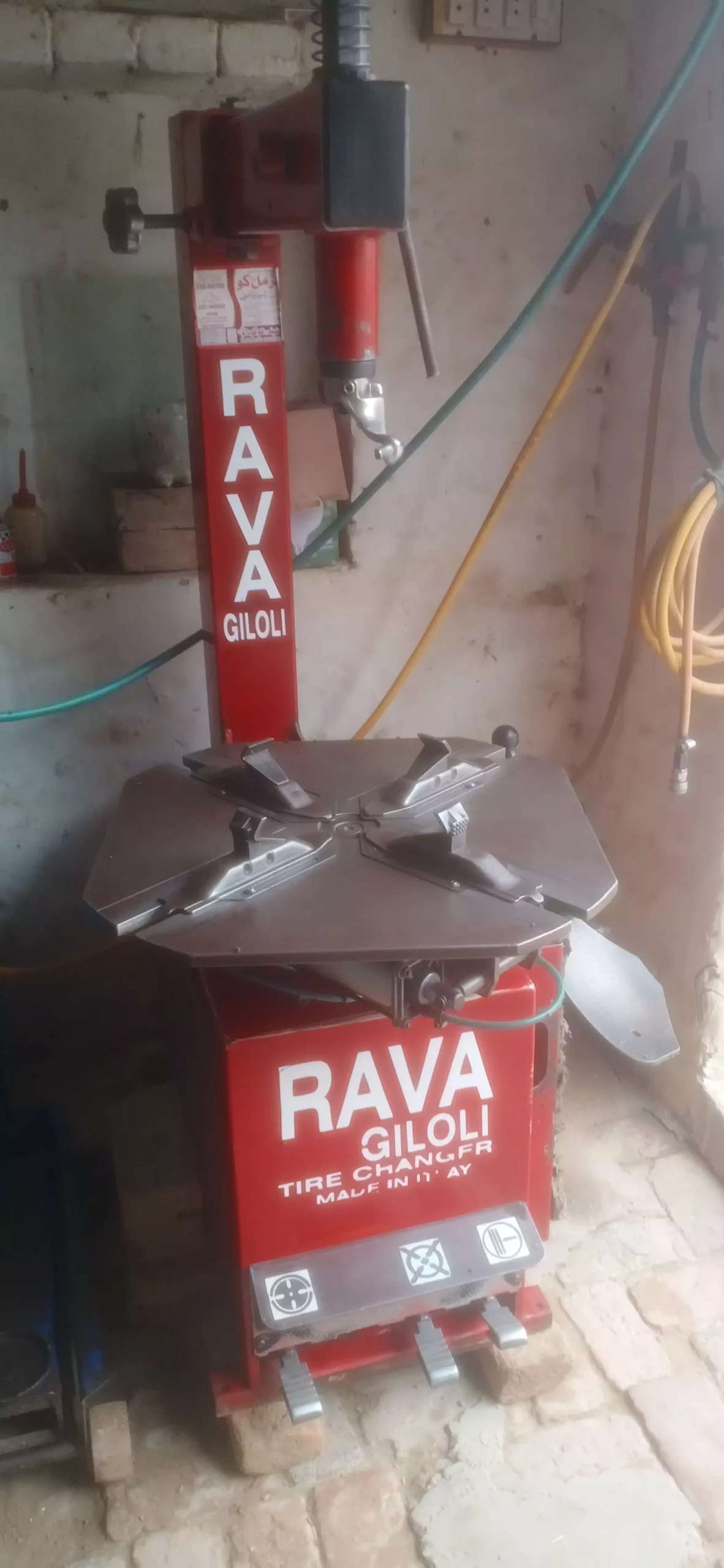 Rava giloli tire changer machine miter gheej heter taraly jack