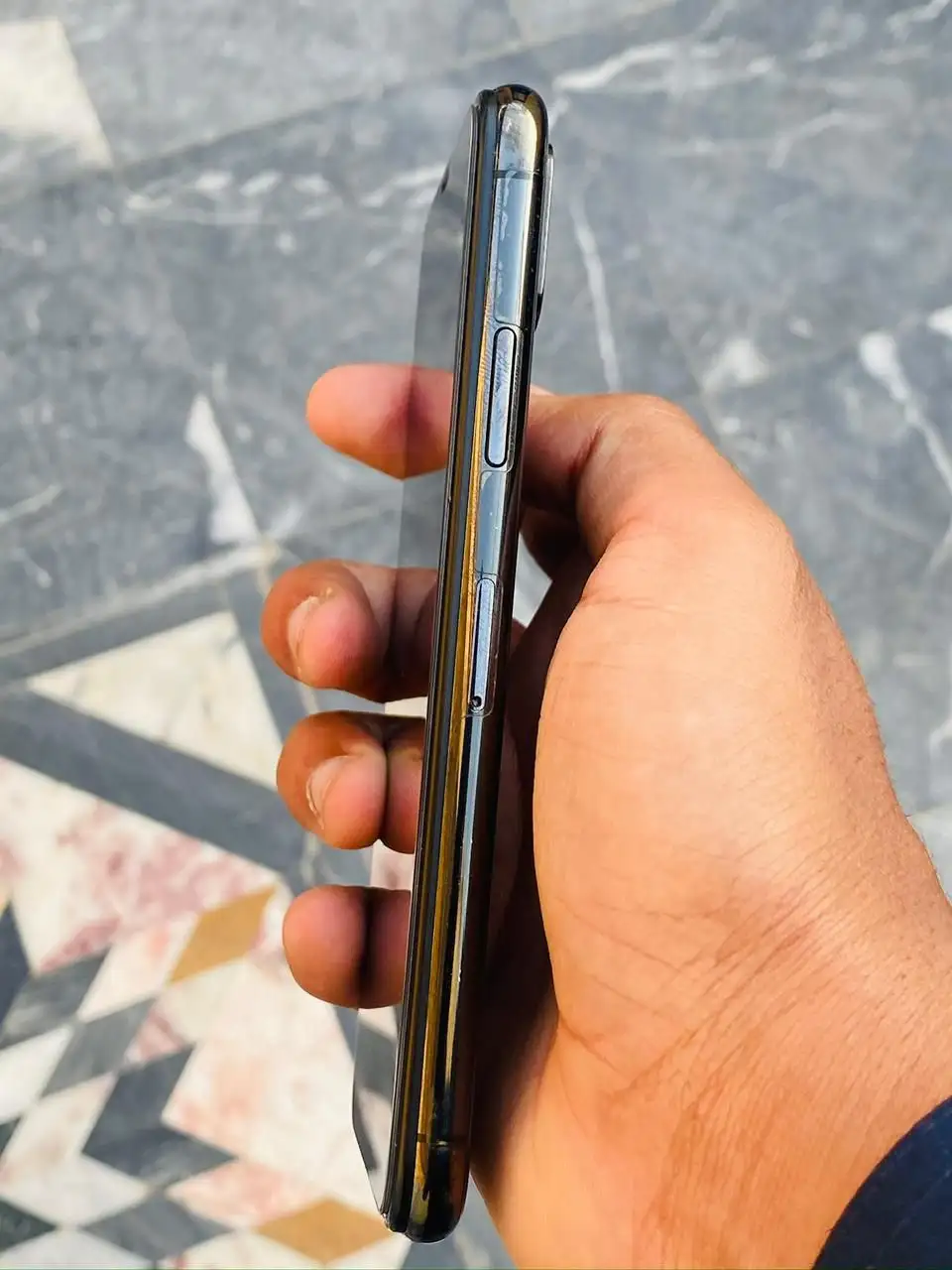 iPhone Xs frent protait nhi chlta baqi 10 by 10condation