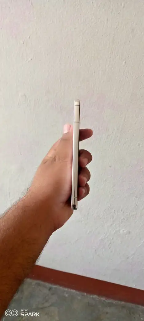 Samsung Galaxy S22 Plus 5G With Box