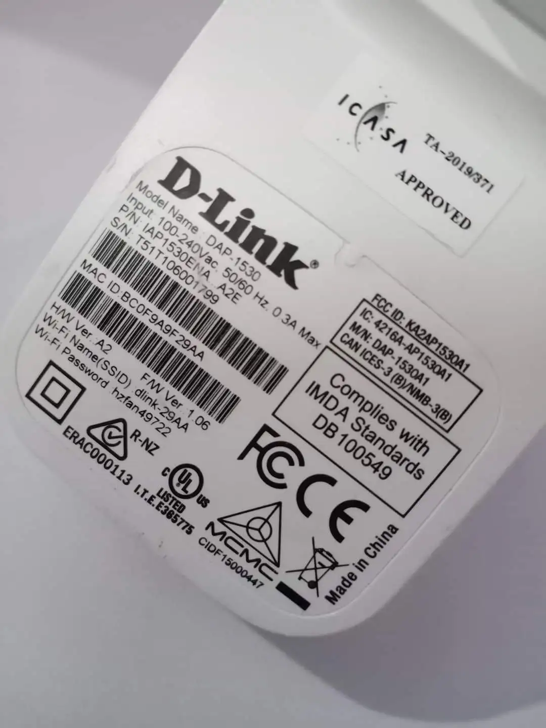 D Link Dap 1530 WiFi Range Extender Dual-band 4Ghz 5Ghz