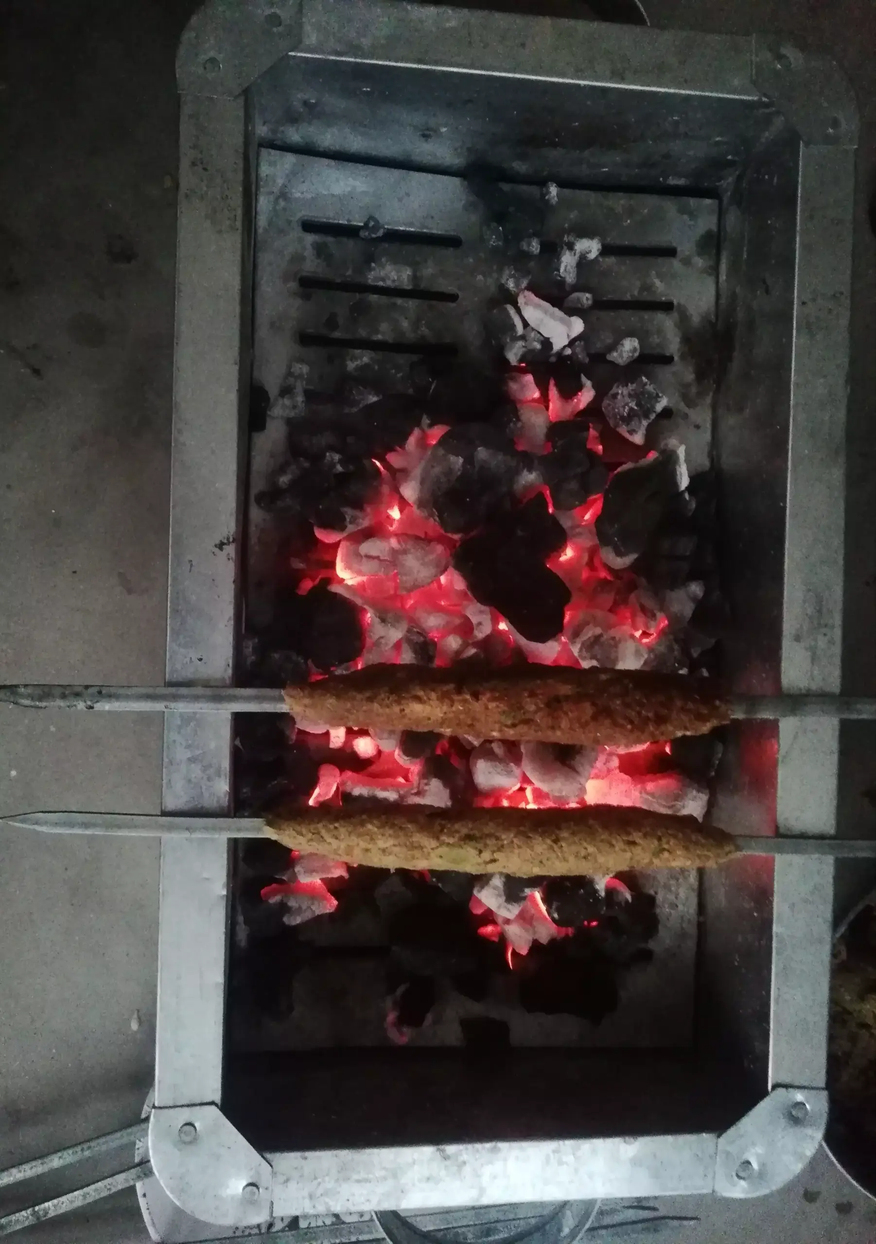 Angeethi + 8 Tikka Seekh BBQ Sticks [ seekhs]