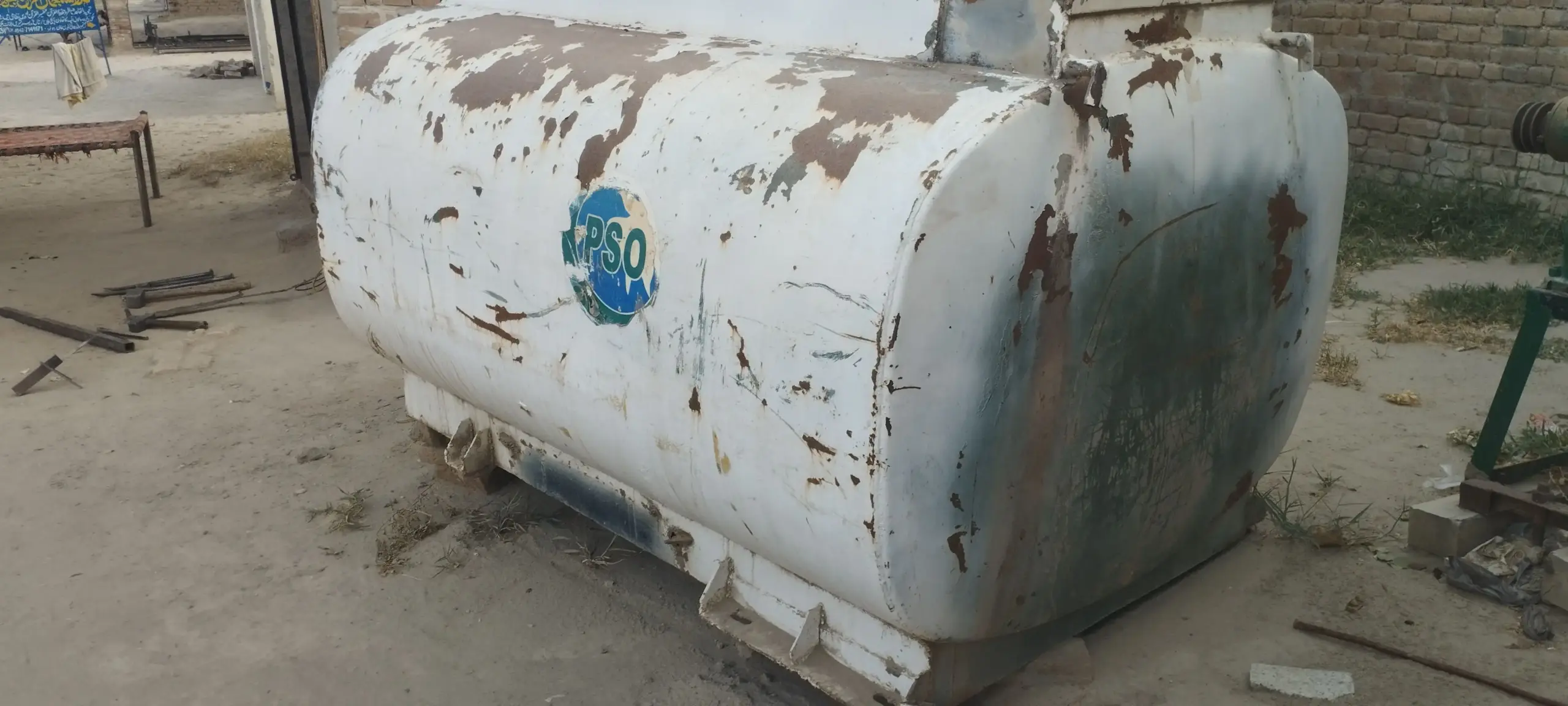 Tanki 2500 ltr