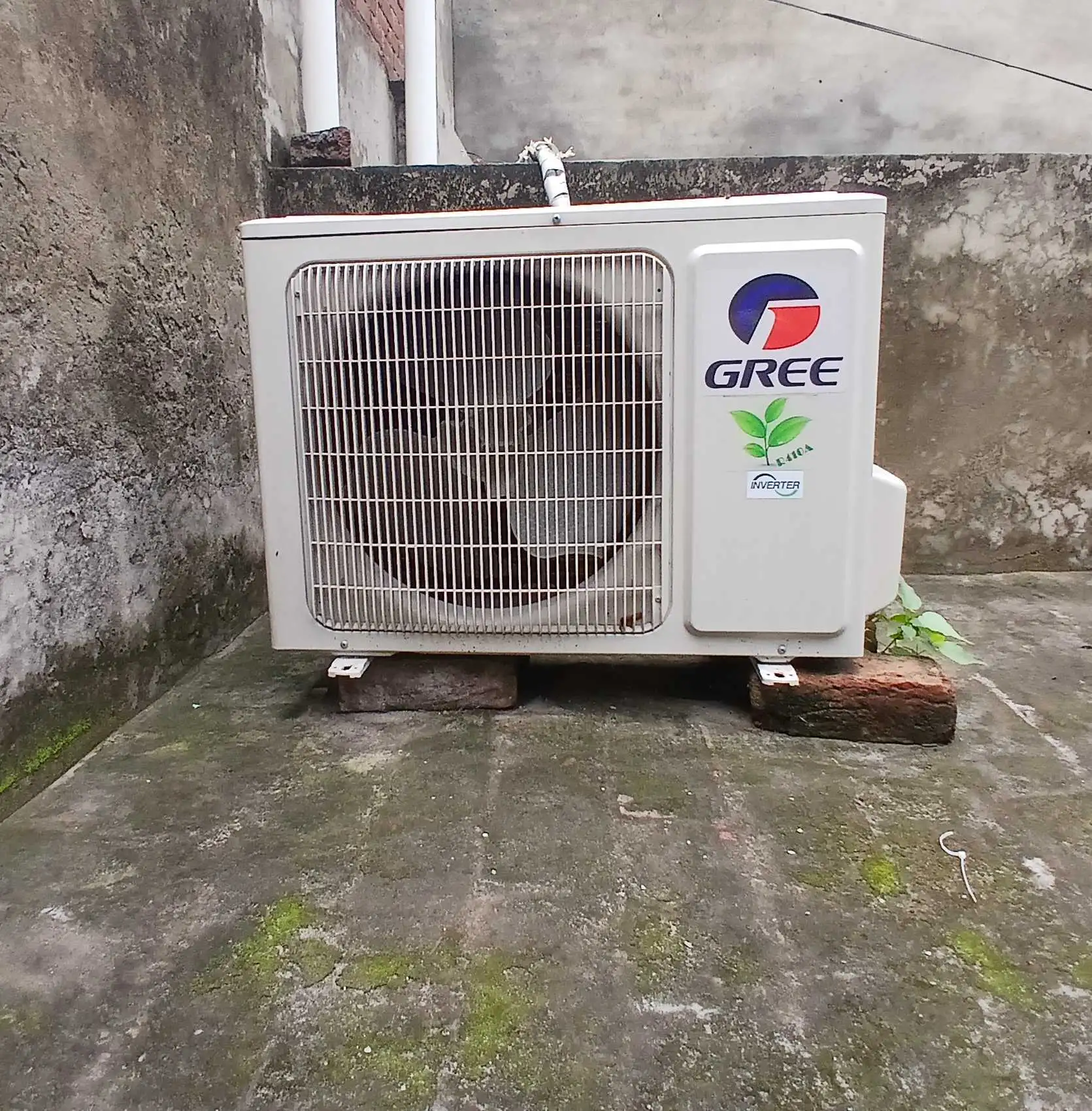 AC GREE 1TON FAIRY ROYAL FOR SALR IN LAHORE