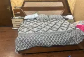 Selling my bedroom set