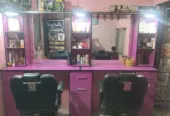 Without mekup and mirror only furniture