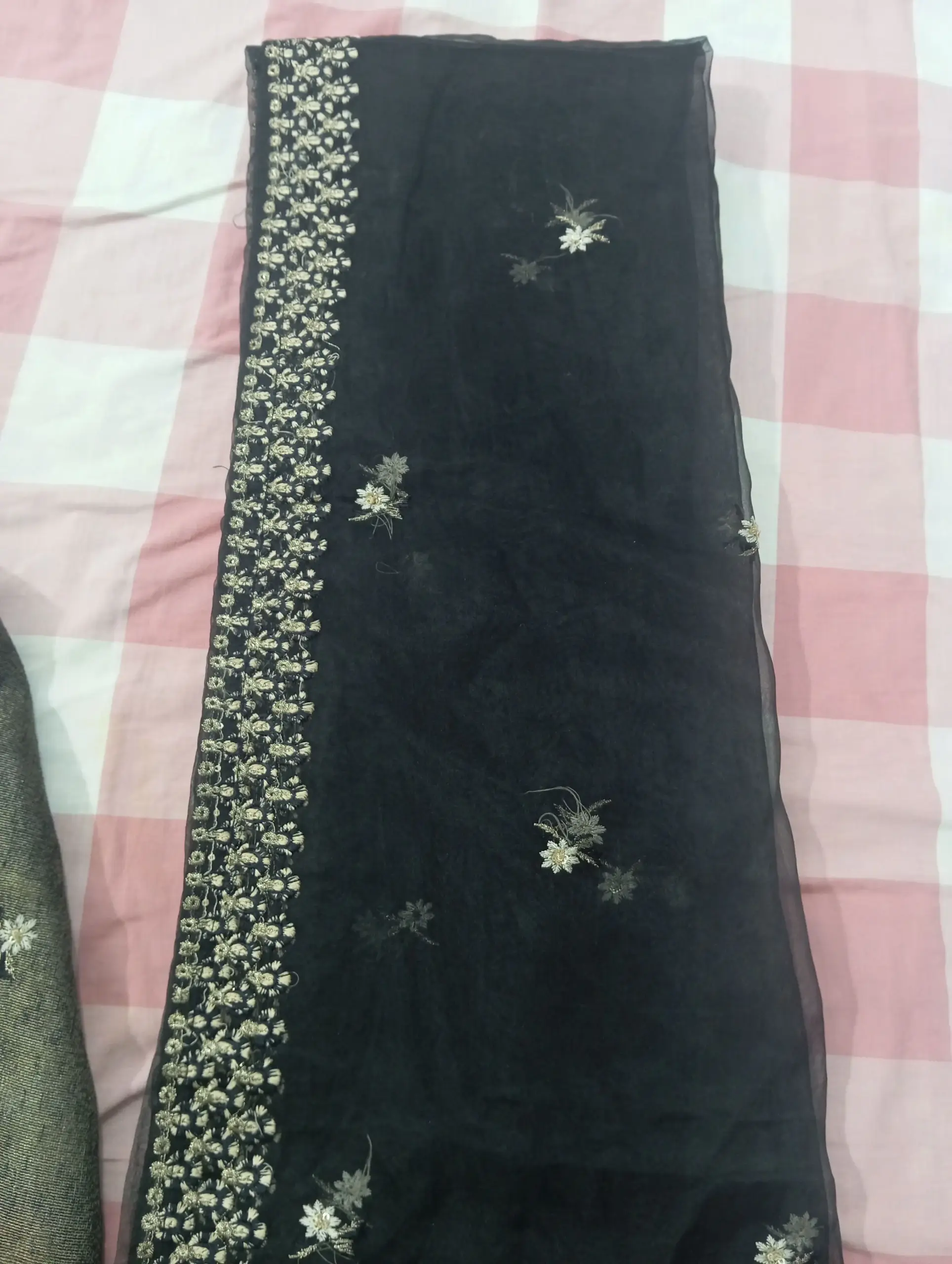 2 pice fully embroided stitched suit for sale shirt dupatta